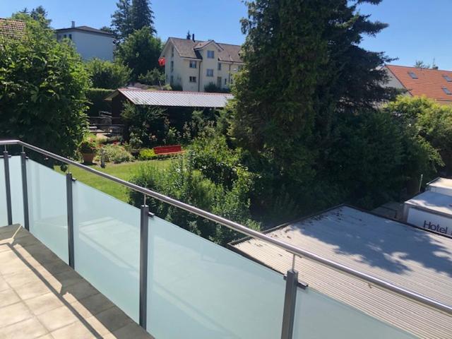 דירת חדר, Hippel Krone