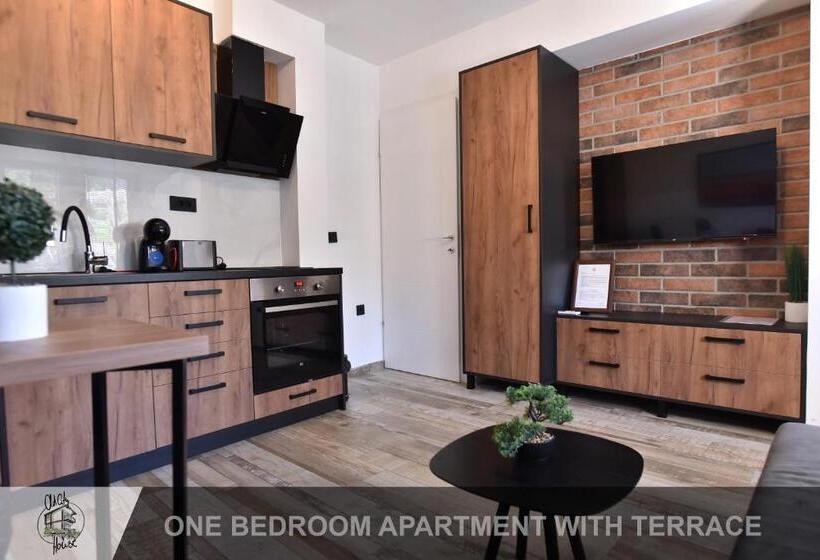 آپارتمان 1 خوابه, Old City House