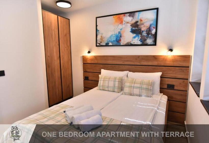 آپارتمان 1 خوابه, Old City House