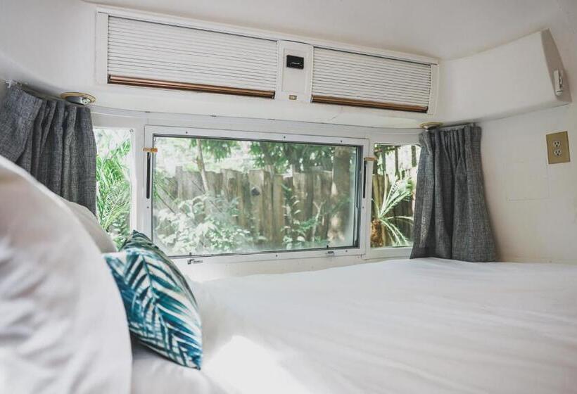 Quarto Estandar, Airstream By The Sea