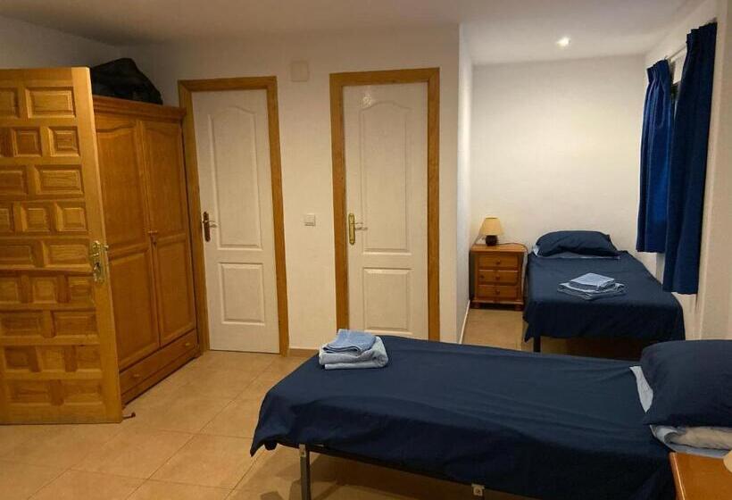 Четырехместный Номер Стандарт, Haza Redonda