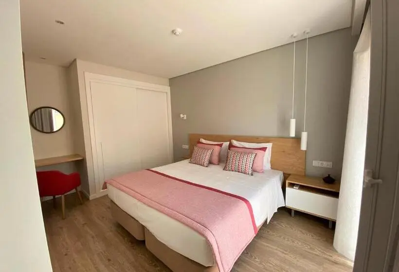آپارتمان 1 خوابه با تراس, Cardeal Suites & Apartments