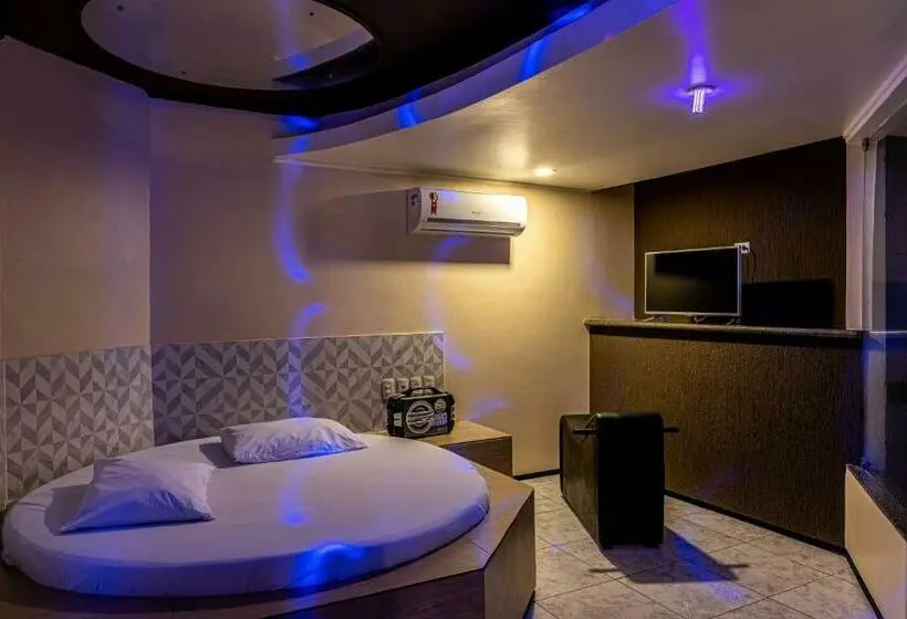 سوییت لوکس, Fada Hotel Motel Adults Only