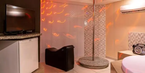 سوییت لوکس, Fada Hotel Motel Adults Only