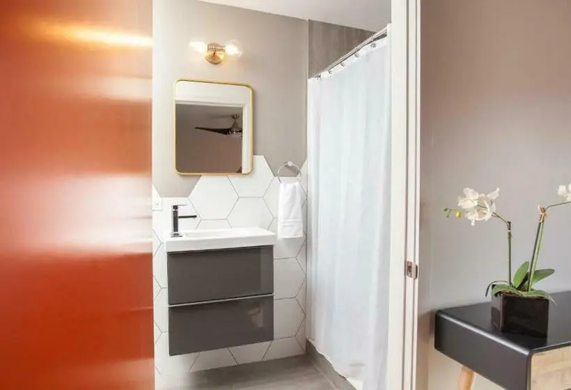 スタンダードルーム, 4411 Inn & Suites