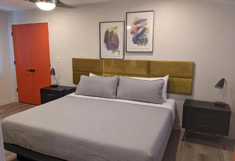 ２ベッドルームアパートメント, 4411 Inn & Suites