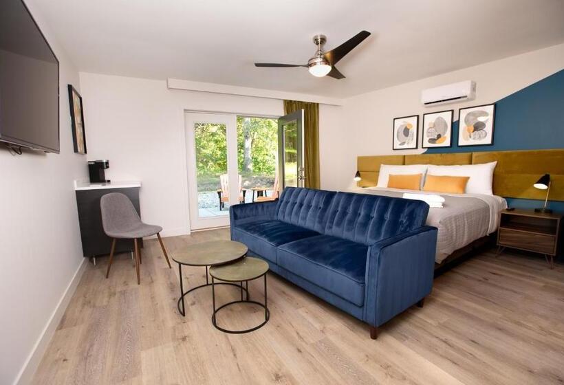 غرفة ديلوكس سرير كينج, 4411 Inn & Suites