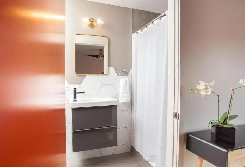 デラックスルーム, 4411 Inn & Suites
