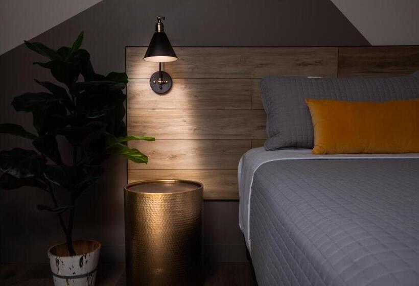 Quarto Deluxe, 4411 Inn & Suites