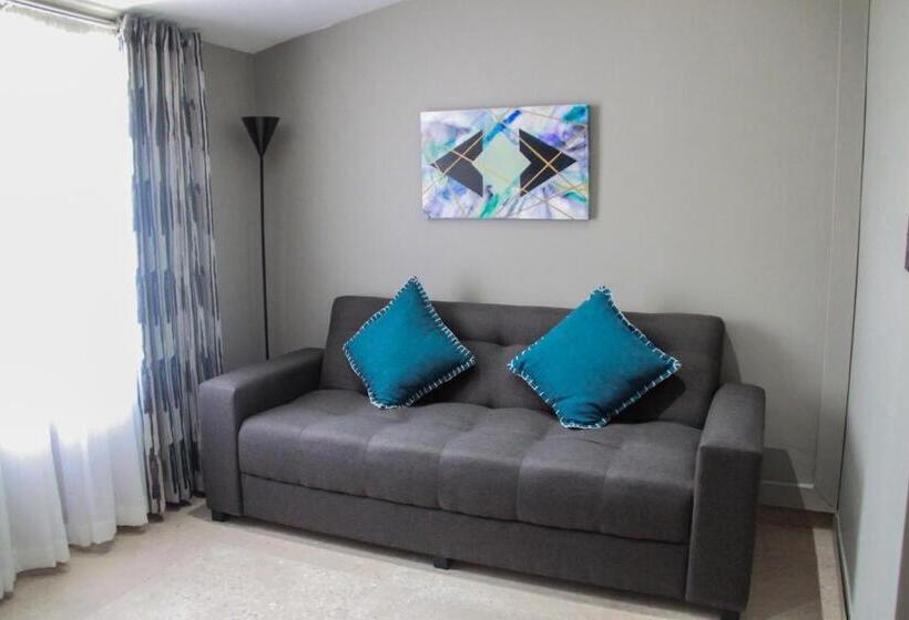 Familie Suite, The Cato Suites