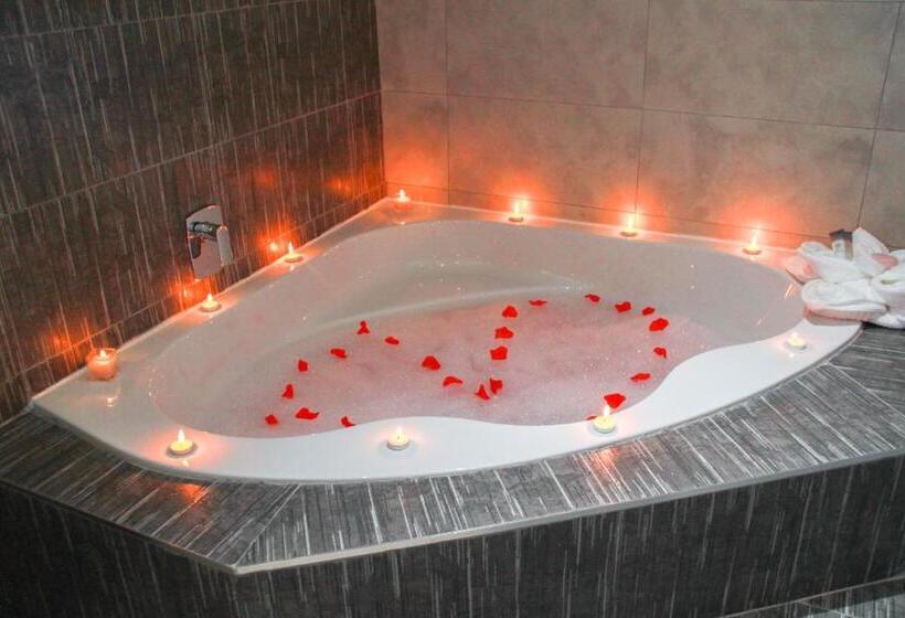 Suite met Kingsize Bed, The Cato Suites