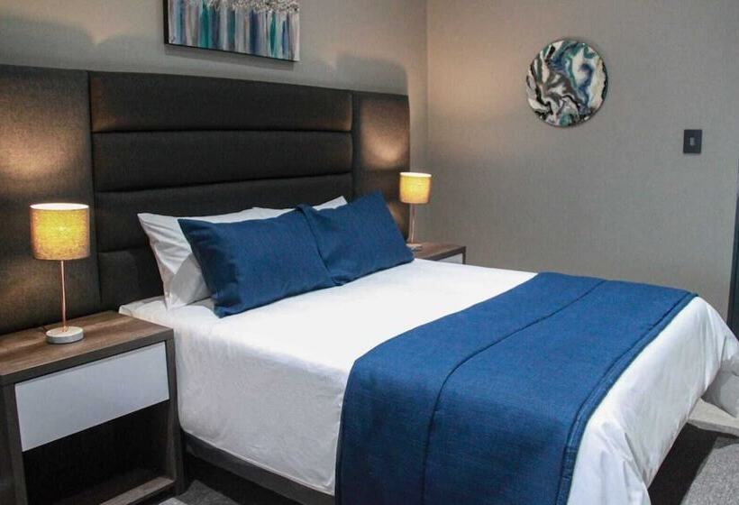 Familie Suite, The Cato Suites