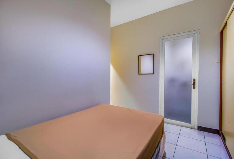 Cameră Superioară Single, Griya Stadion