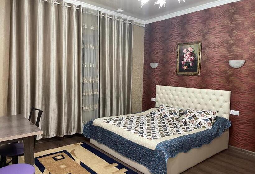 اتاق استاندارد, Sweet Home Hostel