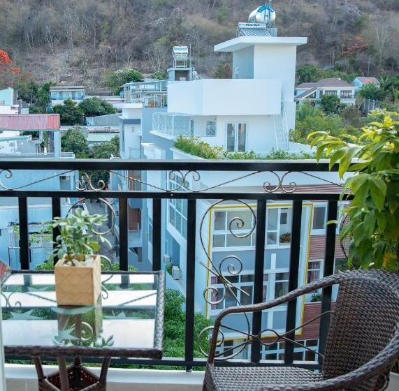 1 Sovrums Lägenhet med Balkong, Amora Hotel & Apartment