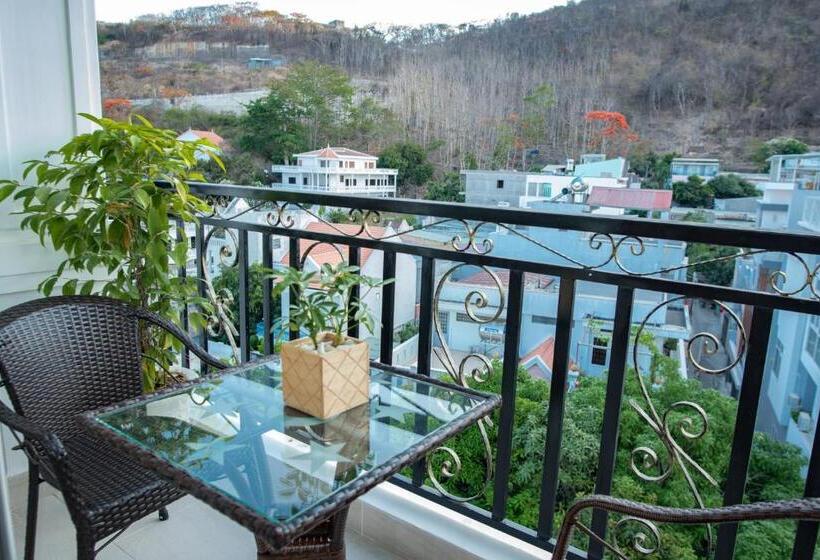 1 Sovrums Lägenhet med Balkong, Amora Hotel & Apartment