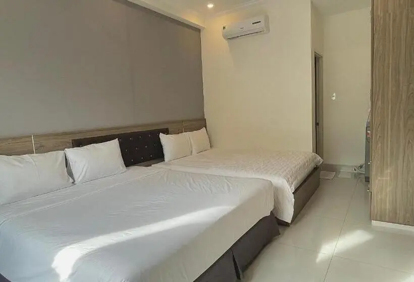 اتاق پریمیوم چهارنفره, Amora Hotel & Apartment