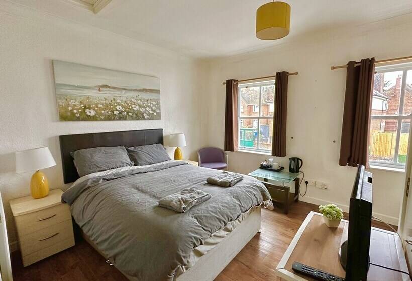 חדר דלוקס, Traveller S Choice Ipswich