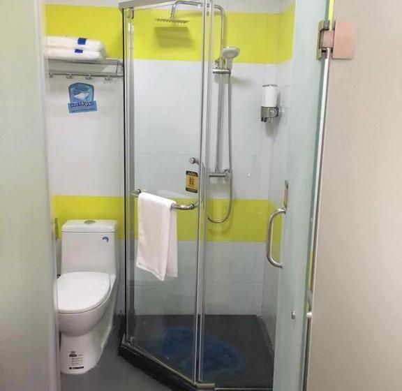 Номер Комфорт, 7days Inn Huaibei Zhongtai Plaza Wanda Studios