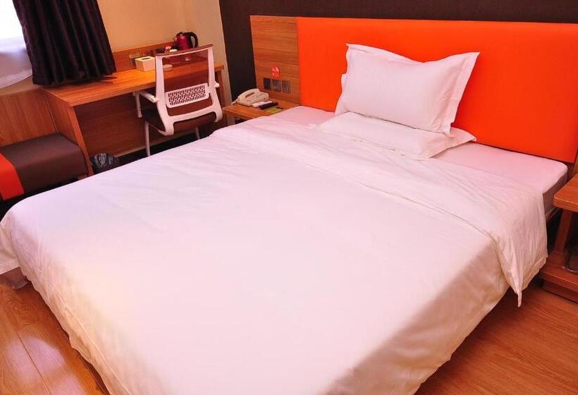Номер Стандарт, 7days Premium Ji`nan Luokou Clothing City Wuying Hill North Road