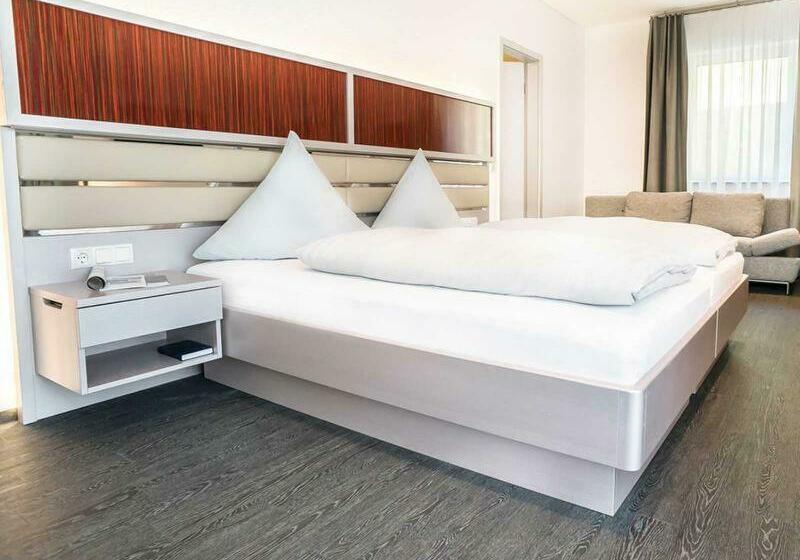 スタンダードルーム, Hennedamm