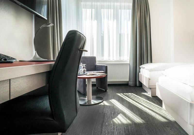 スタンダードルーム, Hennedamm