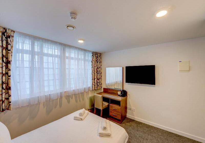 اتاق استاندارد, Plymouth Central