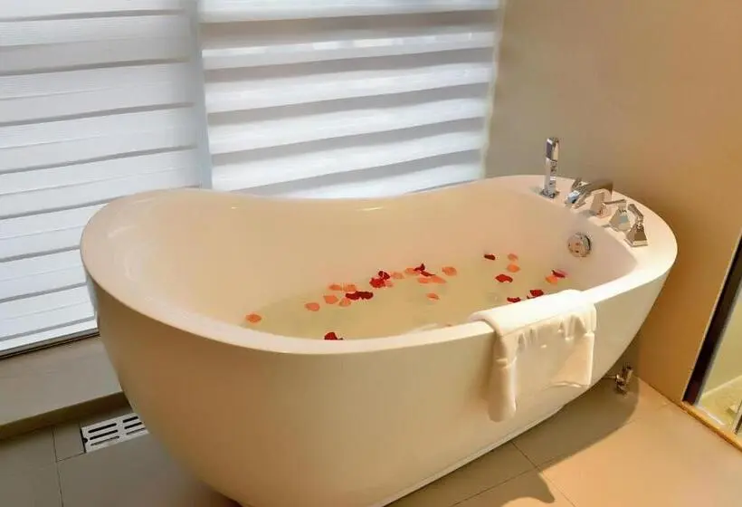 デラックススイート, Lavande Hotel Neijiang Hanan Avenue