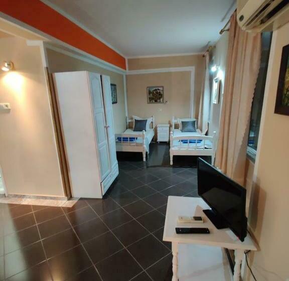 四人标准间, Art Villa Rozalia