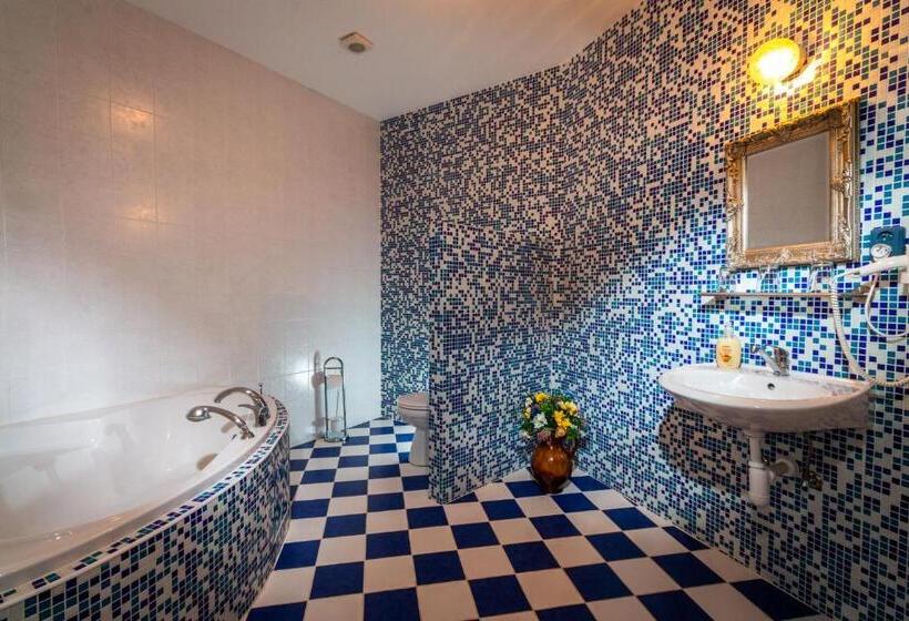 经济房, Penzion Kozí Farma Nový Dvůr