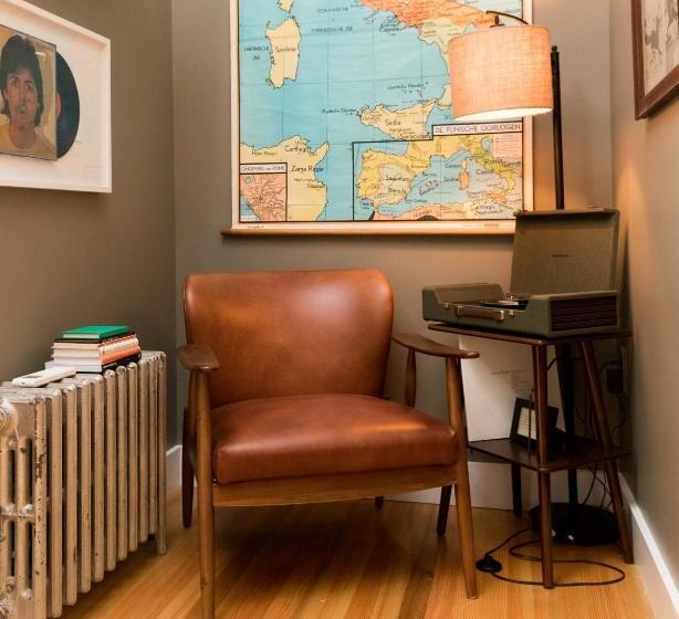 Номер Стандарт, Granville House