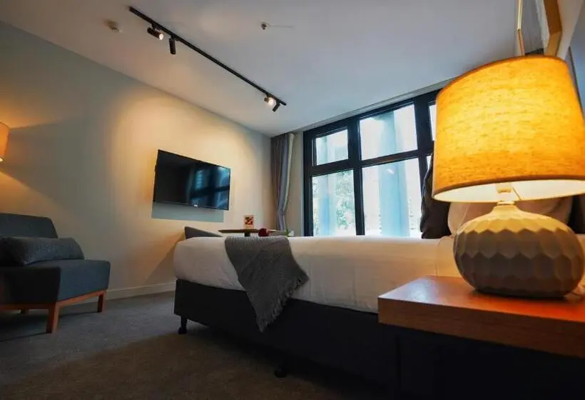 スタンダードスタジオ, Clarion Apartments South Melbourne