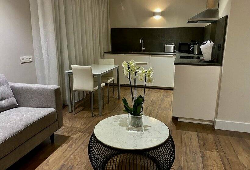 شقة غرفة واحدة, Harpazul