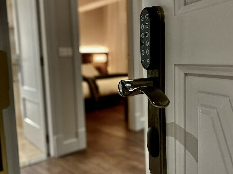 شقة غرفة واحدة, Harpazul