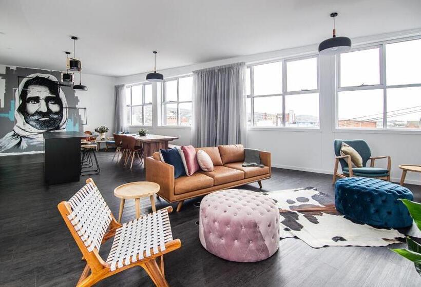 דירת שלושה חדרים, Change Overnight