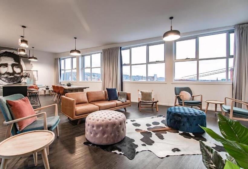 דירת שלושה חדרים, Change Overnight