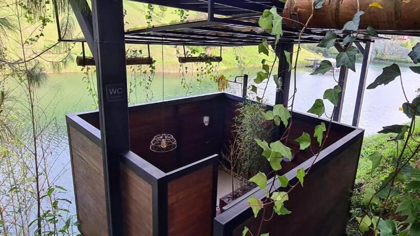 디럭스 룸, Domus Glamping Guatapé