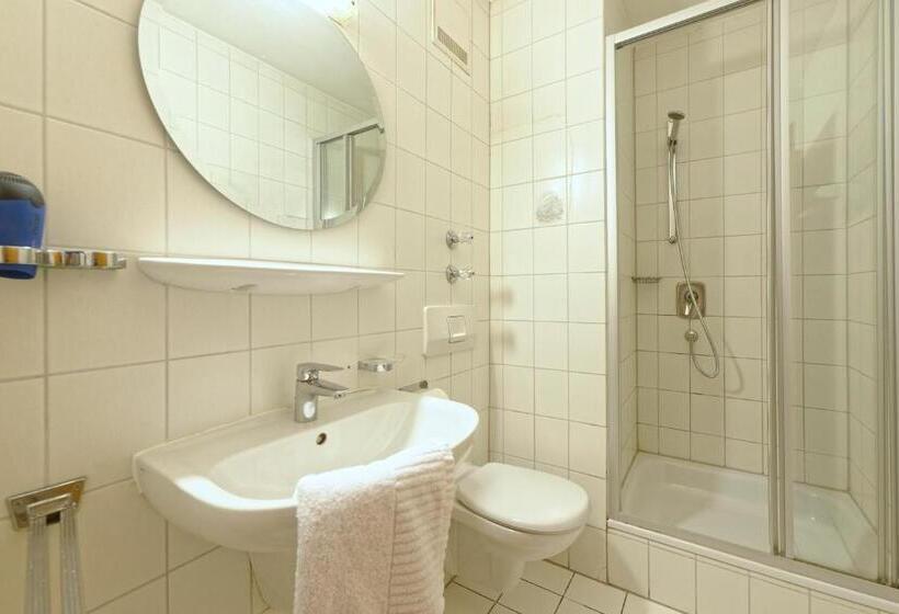 Habitació Triple Estàndard, Das Gästehaus Unt  Am See