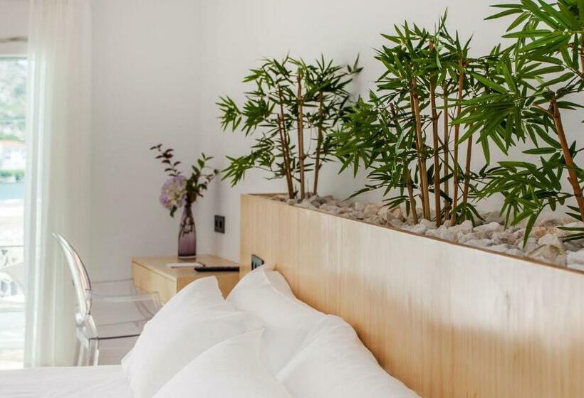 Номер Deluxe Вид на Море, Mar Do ézaro   Boutique