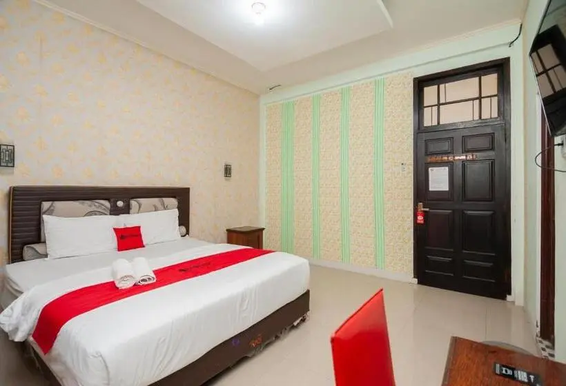 デラックススイート, Reddoorz Syariah At Bumi Siliwangi Residence Padang
