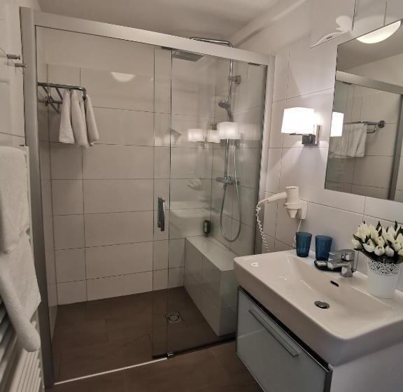 スタンダードルーム, Schloss Kurhotel Strobl