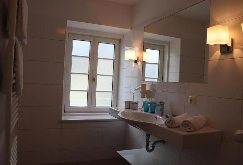 スタンダードルーム, Schloss Kurhotel Strobl