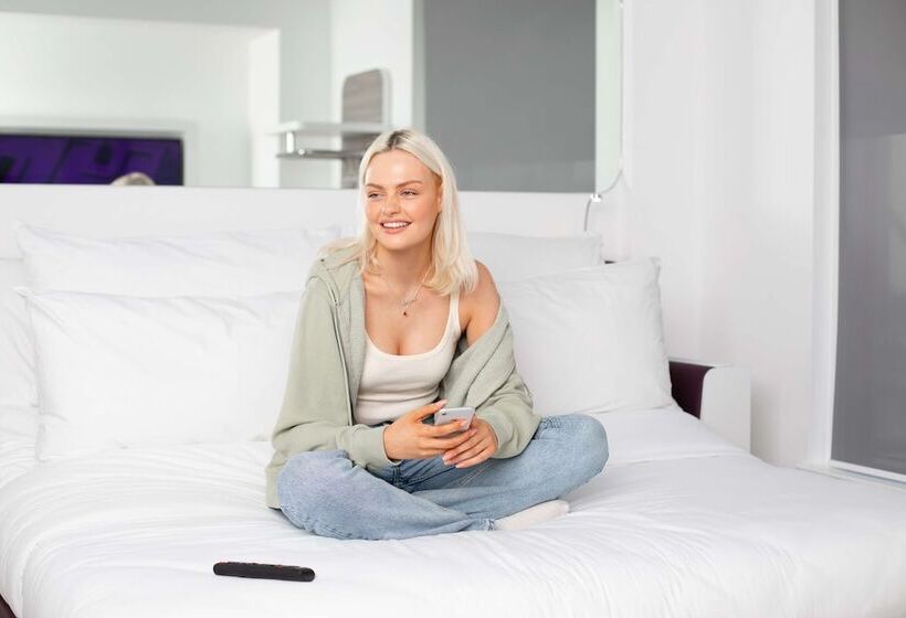 اتاق پرمیوم, Yotel London City