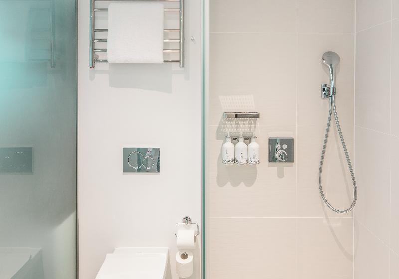 Хижина, Yotel London City