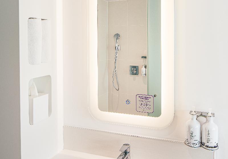 کابین, Yotel London City