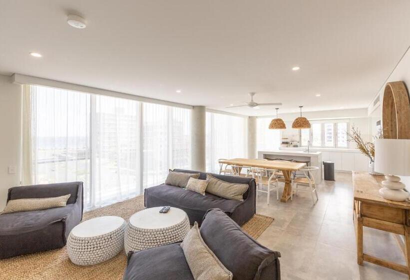 דירת פנטהאוז 1 חדרי שינה, Astina Suites, Forster