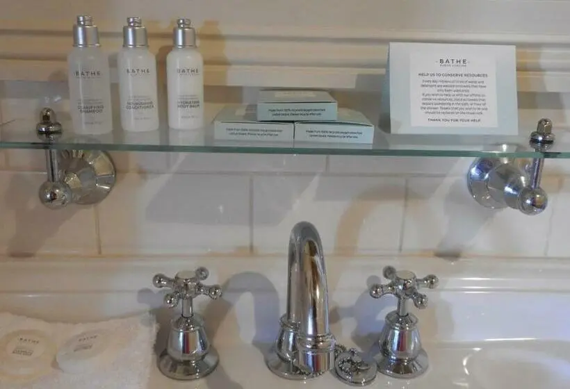 スタンダードルーム, Bull And Mouth Hotel Maryborough Victoria