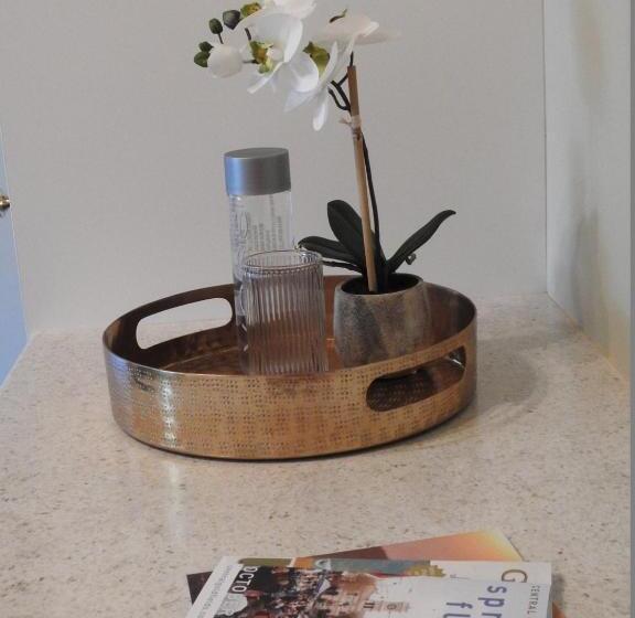 חדר סטנדרט יחיד עם מרפסת, Bull And Mouth Hotel Maryborough Victoria