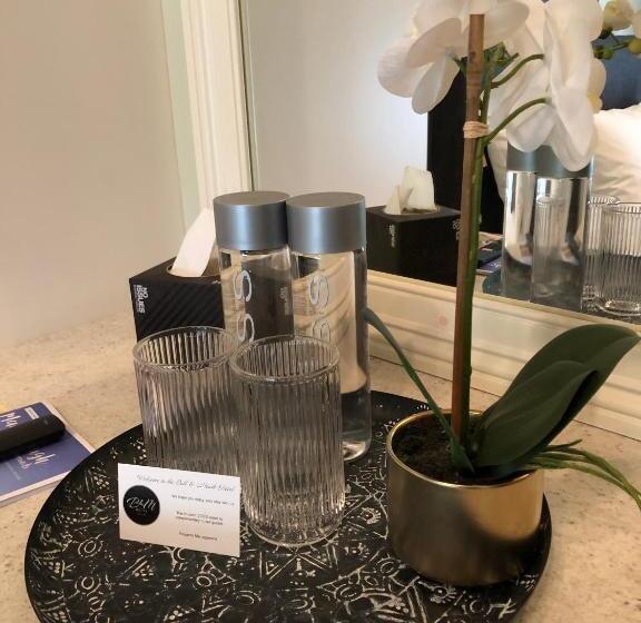 חדר סטנדרט, Bull And Mouth Hotel Maryborough Victoria