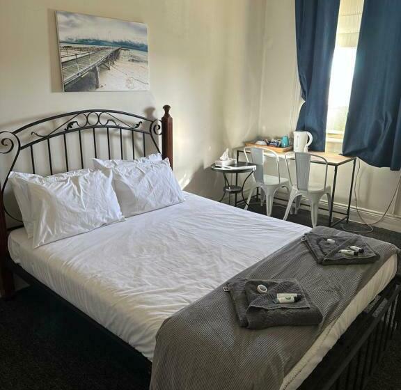 Номер Superior, Cornwall